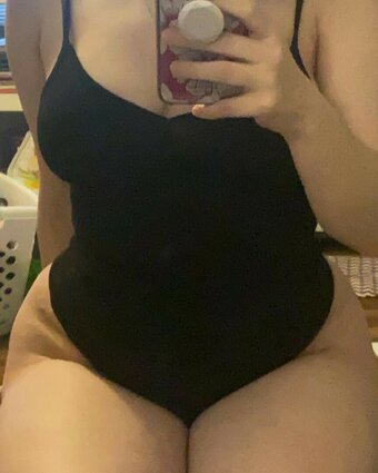 freaksaregeeks / Trapgoddess224 / _blu_eyed_beauty_ Nude Leaks OnlyFans Photo 16