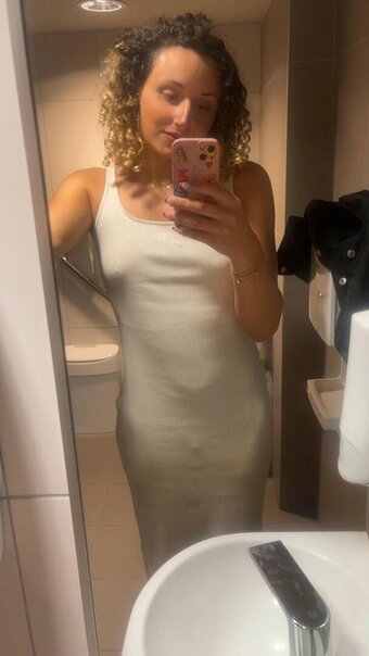 frecklebum / https: / zainabbalogun Nude Leaks OnlyFans Photo 1