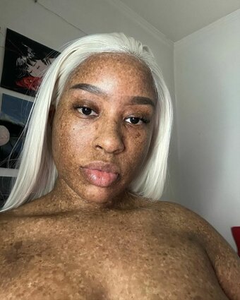 freckledn / freckled47 / sweetspinkles471 Nude Leaks OnlyFans Photo 18