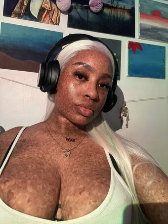 freckledn / freckled47 / sweetspinkles471 Nude Leaks OnlyFans Photo 29