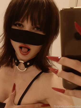 free.chat Nude Leaks Photo 5