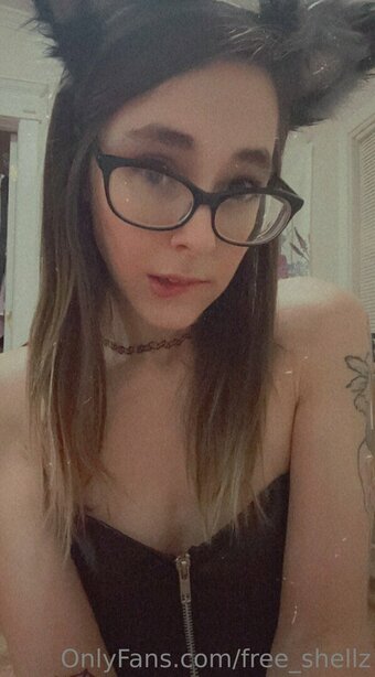 free_shellz Nude Leaks Photo 10