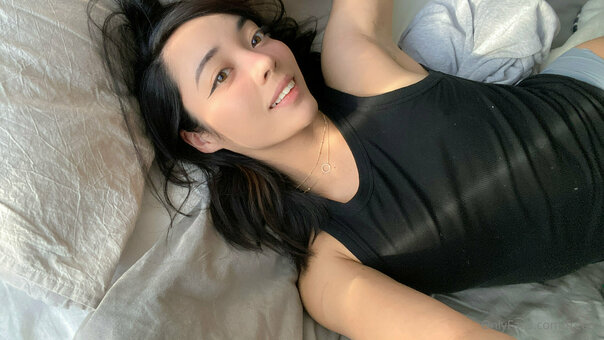 freemi Nude Leaks Photo 2