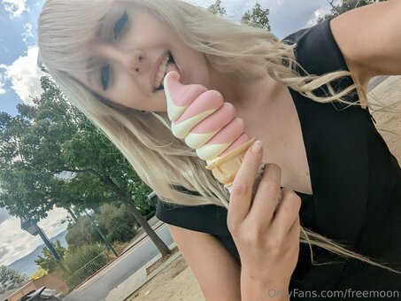 freemoon Nude Leaks Photo 13