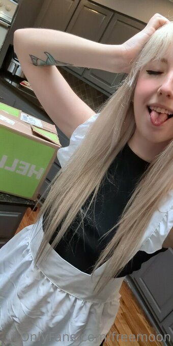 freemoon Nude Leaks Photo 26