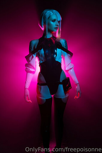 freepoisonne Nude Leaks Photo 12