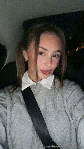 freeroyalwednesday Nude Leaks Photo 13