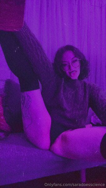 freesaradoesscience Nude Leaks Photo 13