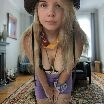 freesexypsychedelic Nude Leaks Photo 24