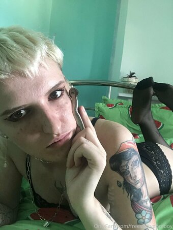 freeslxttydomboy Nude Leaks Photo 10