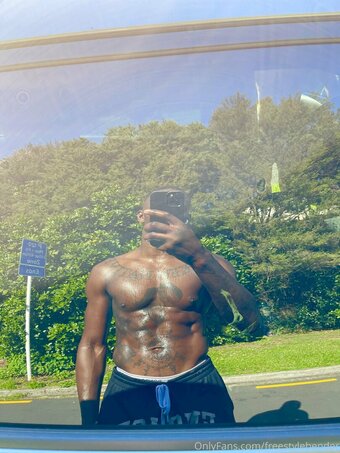 freestylebender Nude Leaks Photo 11