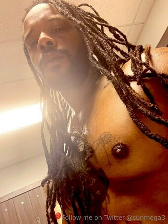 freesunmega Nude Leaks Photo 15