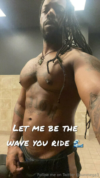 freesunmega Nude Leaks Photo 16