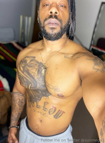 freesunmega Nude Leaks Photo 17