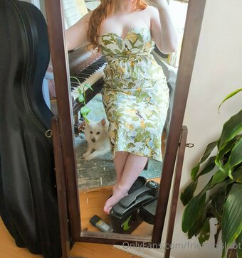 friendlysloot Nude Leaks Photo 22