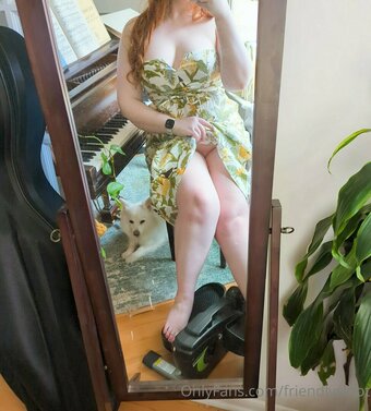 friendlysloot Nude Leaks Photo 23