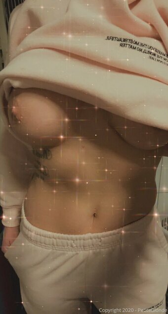 frkalida Nude Leaks Photo 1