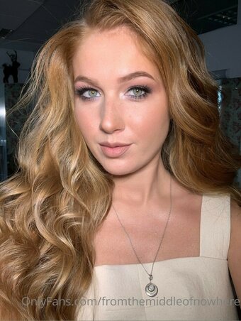 FromTheMiddleOfNowhere / Betty / battyredhair Nude Leaks OnlyFans Photo 6