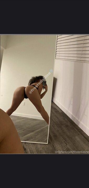 Frostedaline Nude Leaks Photo 10