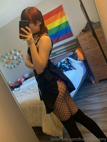 fruitybooberry Nude Leaks Photo 27