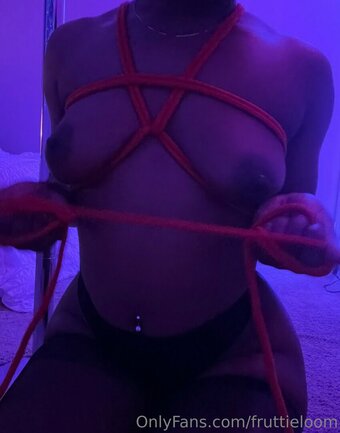 fruttieloom / tfc_imfromthe253 Nude Leaks OnlyFans Photo 13