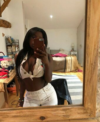 fsemelagne / Falones / chocco_bombees Nude Leaks Photo 13