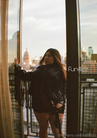 fun4lizz / fun4lizz.1 Nude Leaks OnlyFans Photo 16