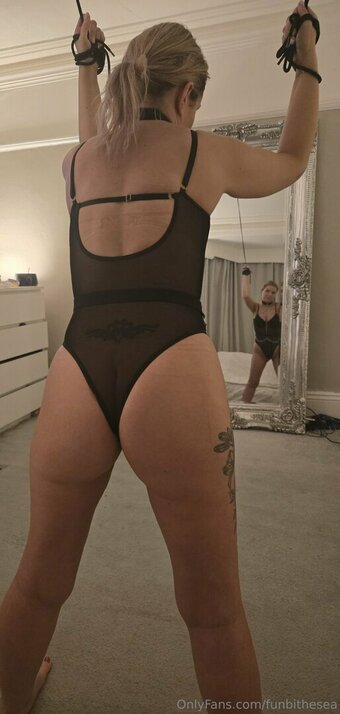 funbithesea Nude Leaks Photo 5