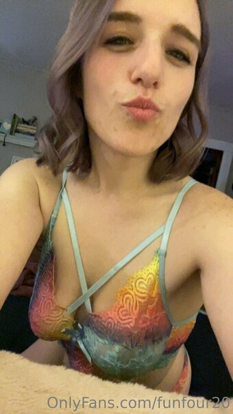 funfour20 Nude Leaks Photo 9