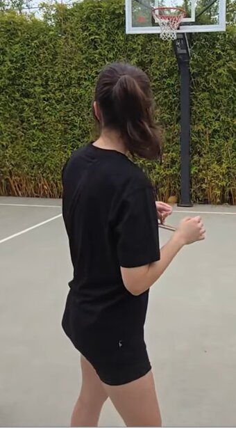 Fuslie / Leslie Nude Leaks Photo 3