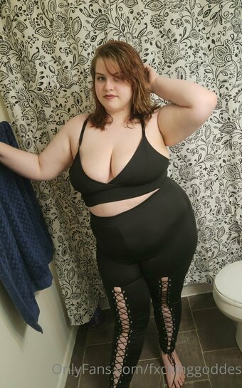 fxckinggoddes Nude Leaks Photo 2