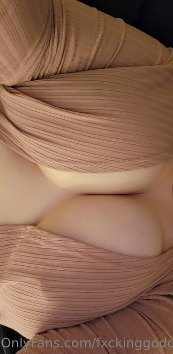 fxckinggoddes Nude Leaks Photo 8