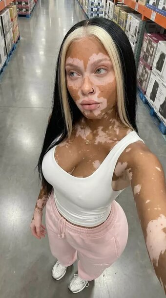 Gabriella Einars Smith Nude Leaks Photo 4