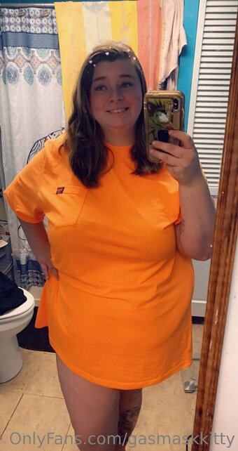 gasmaskkitty Nude Leaks Photo 5