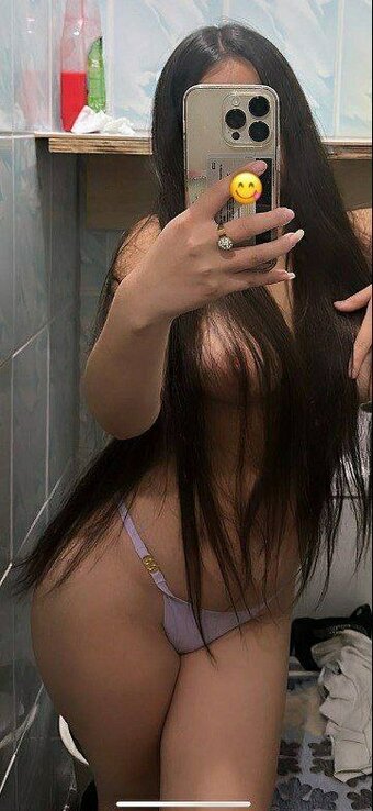 GConstanza / _g.constanz.a_ Nude Leaks Photo 4