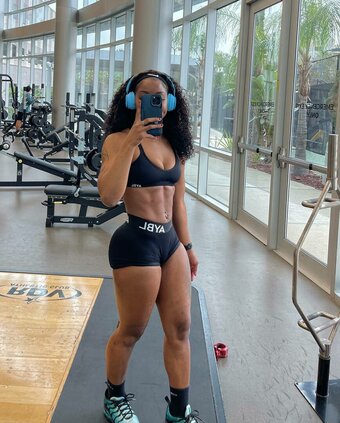 geegee_flawless / GeeGee Nude Leaks Photo 2