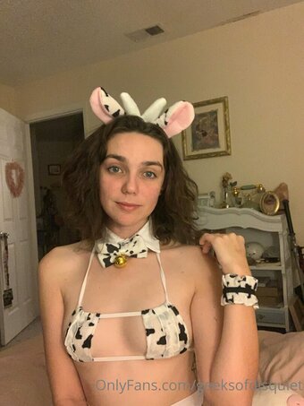 geeksofdisquiet Nude Leaks Photo 3