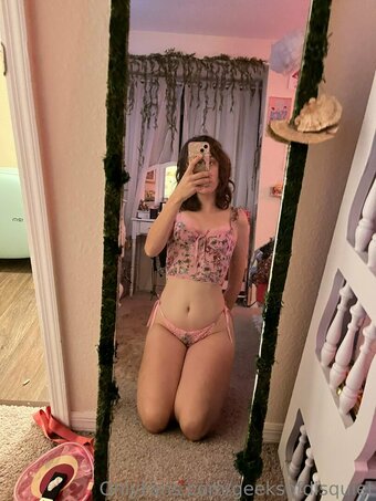 geeksofdisquiet Nude Leaks Photo 22