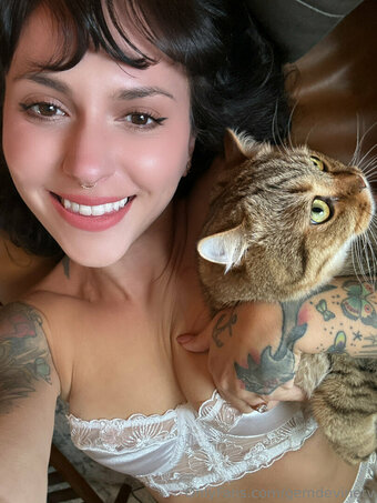 gemdevinetv Nude Leaks Photo 2