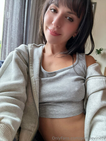gemdevinetv Nude Leaks Photo 23