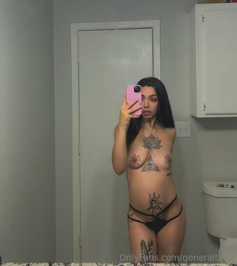 General Tae / Taethegen / generaltaee / generaltaeee / https: Nude Leaks OnlyFans Photo 10
