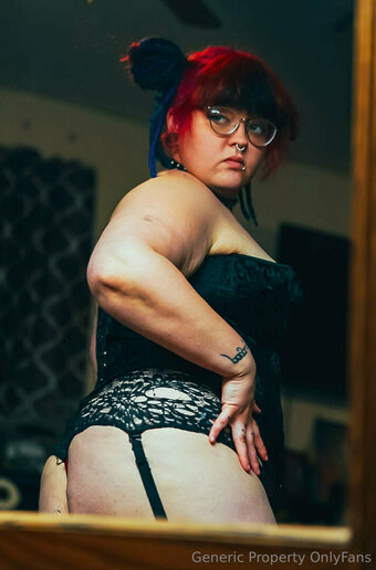 genericw Nude Leaks Photo 10