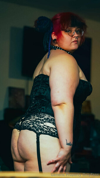 genericw Nude Leaks Photo 14