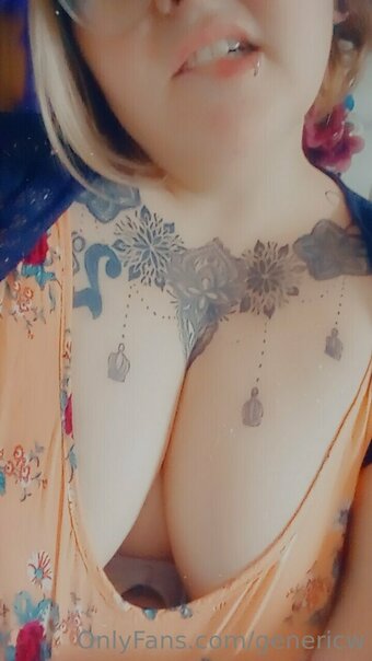 genericw Nude Leaks Photo 22