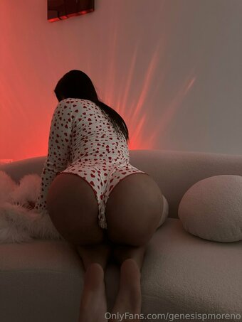 genesispmoreno Nude Leaks Photo 24