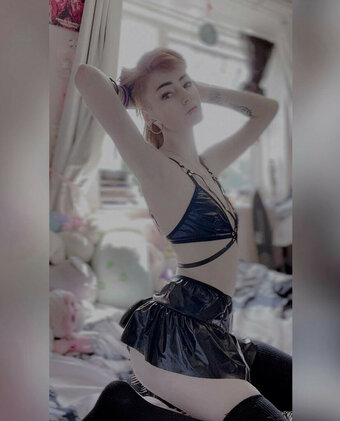 gh0st._.pixie / Bat Brookes / Løu Förest / abrattypixie / babypumpkin / msgh0stpixie / msghostie_ / xopixiekittyxo Nude Leaks OnlyFans Photo 27
