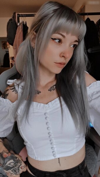 ghostf0x / _ghostf0x Nude Leaks Photo 13