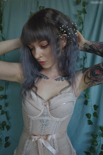 ghostf0x / _ghostf0x Nude Leaks Photo 24