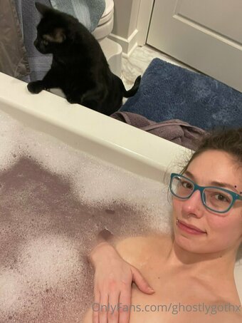 ghostlygothx Nude Leaks Photo 9