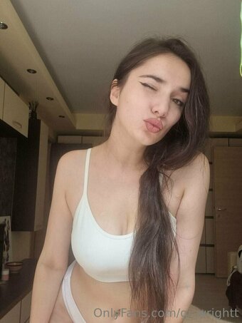 gi_wrightt Nude Leaks Photo 22